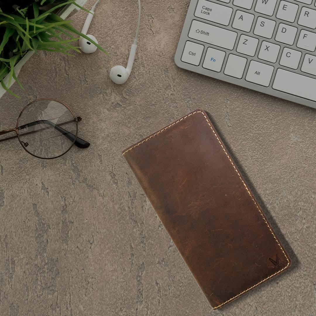 Premium Men's Long Leather Wallet – Brown Vintage Multi-Card Bifold Wallet
