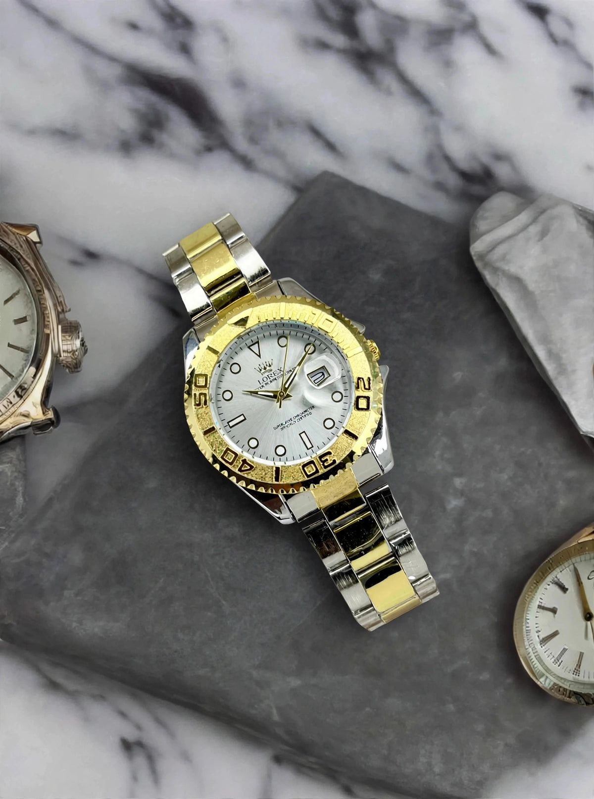 Two-Tone Men's Luxury Watch – Rose Gold & Silver, Black & White Dial, Date Display