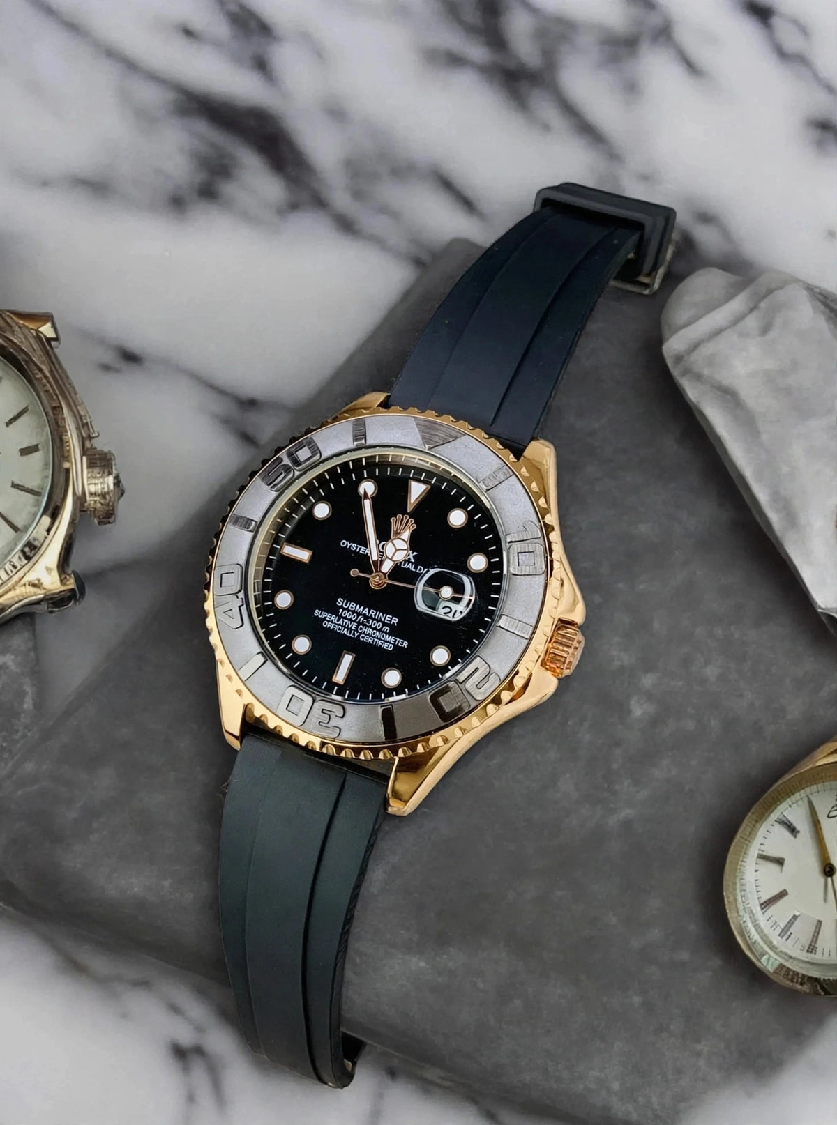 Luxury Men's Black Dial Watch – Gold & Silver Bezel with Black Silicone Strap